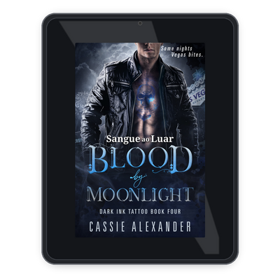 Sangue ao Luar: Um Romance Paranormal Picante com Vampiro Bissexual